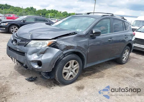 2015 Toyota Rav4 Le z USA, uszkodzony, nr VIN 2T3BFREV1FW338298